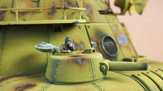 Illustration for article titled Te perderás en los detalles de este brutal tanque-robot impreso en 3D